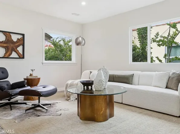 10714 Valley Spring Ln #10718, North Hollywood, CA 91602