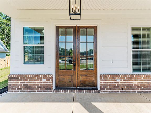 5th image of 630 River Oaks Lane