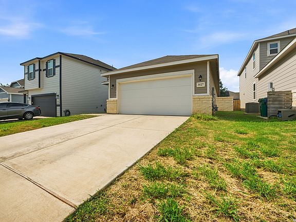 3rd image of 3527 Rancho Grande