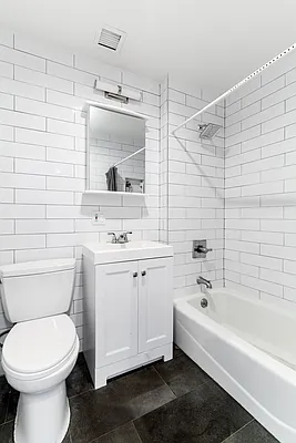 Rented by REAL New York | media 5