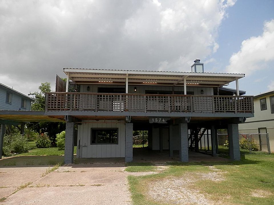 1st image of 1574 Railroad Ave