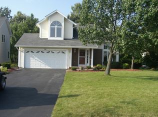 68 Legacy Oak Trl, Pittsford, NY 14534