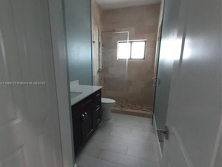 23 Jenny Ln — Photo 21
