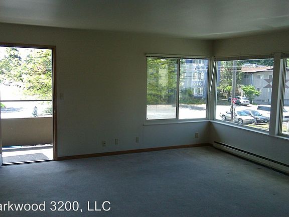 3rd image of 3200 NE 140th St APT 8