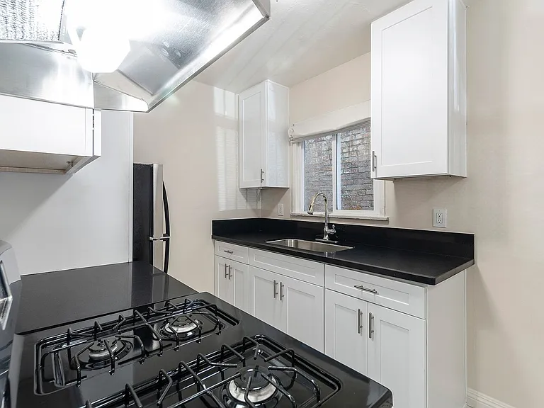 THE NORM @ 750 Normandie Ave — Photo 21