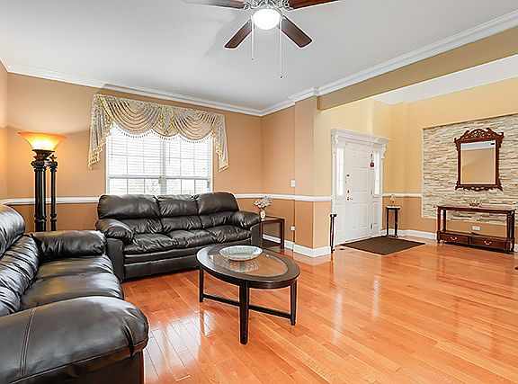 5th image of 1348 Brentwood Trl