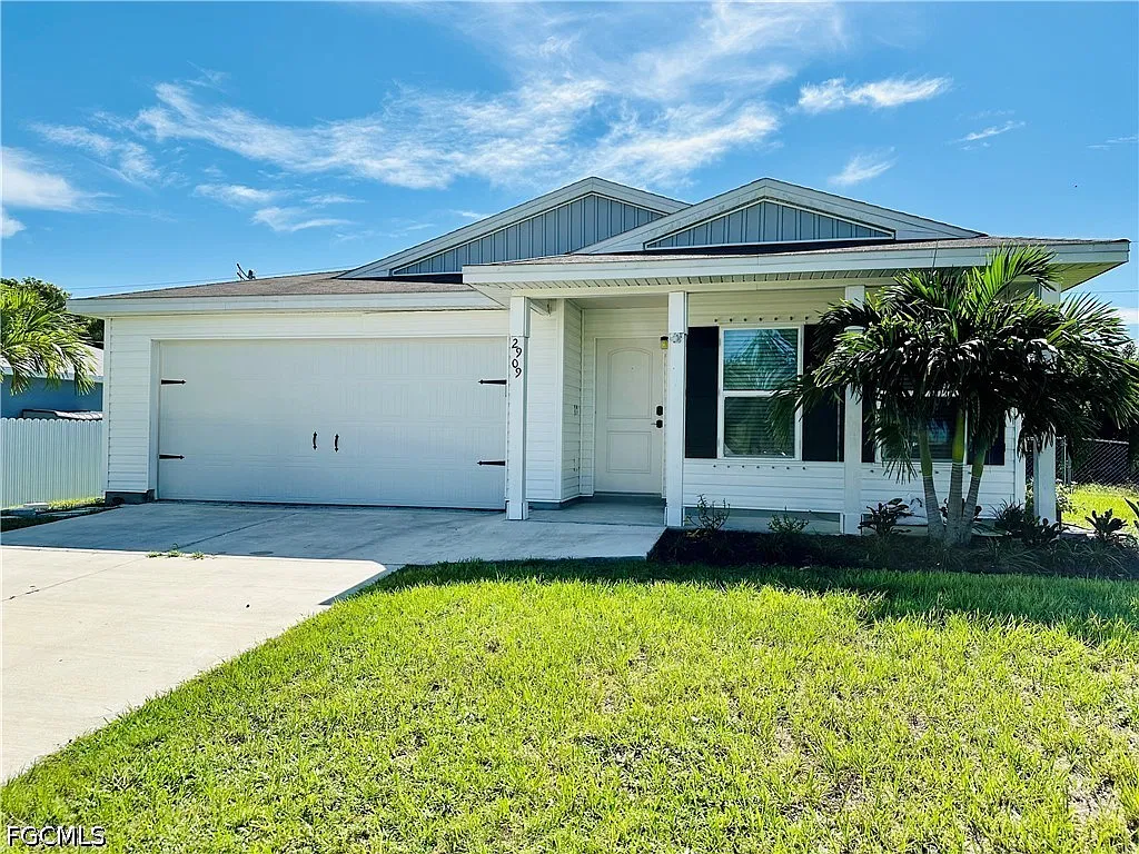 4 bed, 2.0 bath, 1401 sqft, $2,095 — Photo 2