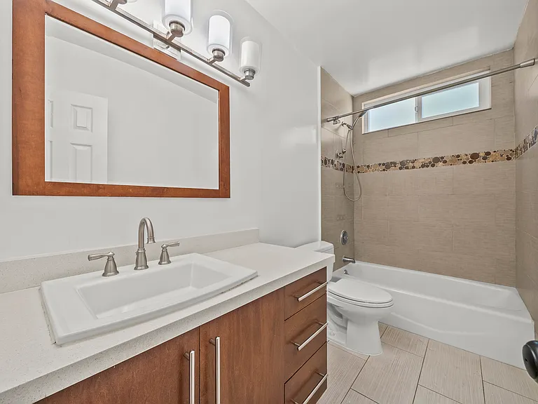 1450 Harvard St #3 — Photo 18