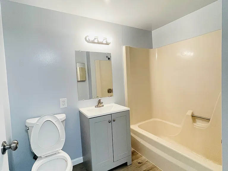 2511 Freeport Rd — Photo 6
