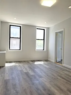 Rented by Merit Group & Associates | media 32