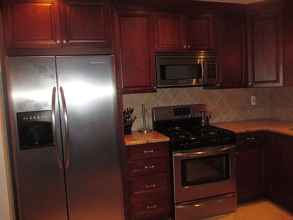 4th image of 156 McVeigh Ave