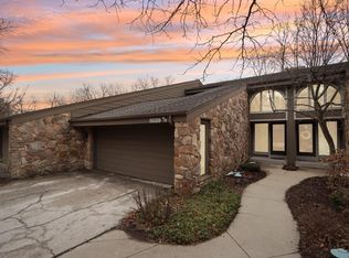 235 N Elm Grove Rd E UNIT C, Brookfield, WI 53005