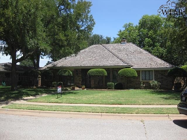 1st image of 2505 Garden Grove Ln