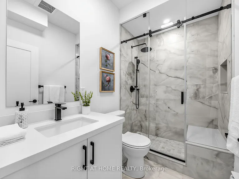 1416 Islington Ave #GS — Photo 11