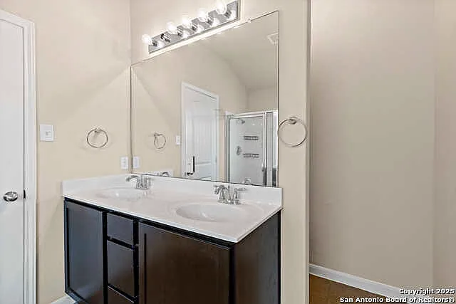 117 Linden Ln — Photo 23