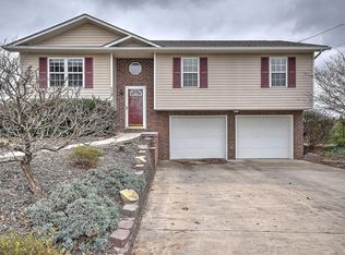 432 Deakins Rd, Jonesborough, TN 37659