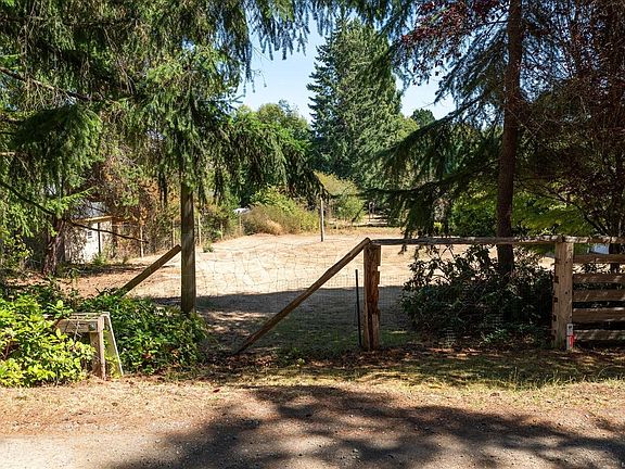 3rd image of LOT 1 Becque Rd