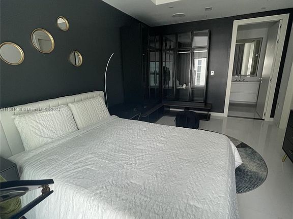 3rd image of 300 Biscayne Boulevard Way #4308