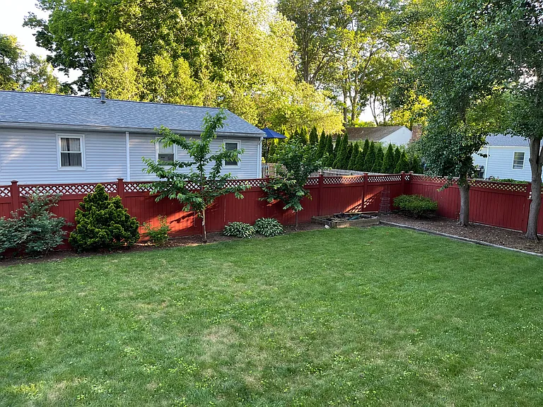 331 Beachwood Dr — Photo 13