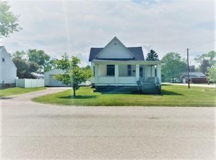 4217 3rd St, Menominee, MI 49858