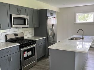 105 Glenburn Rd, Clarks Green, PA 18411