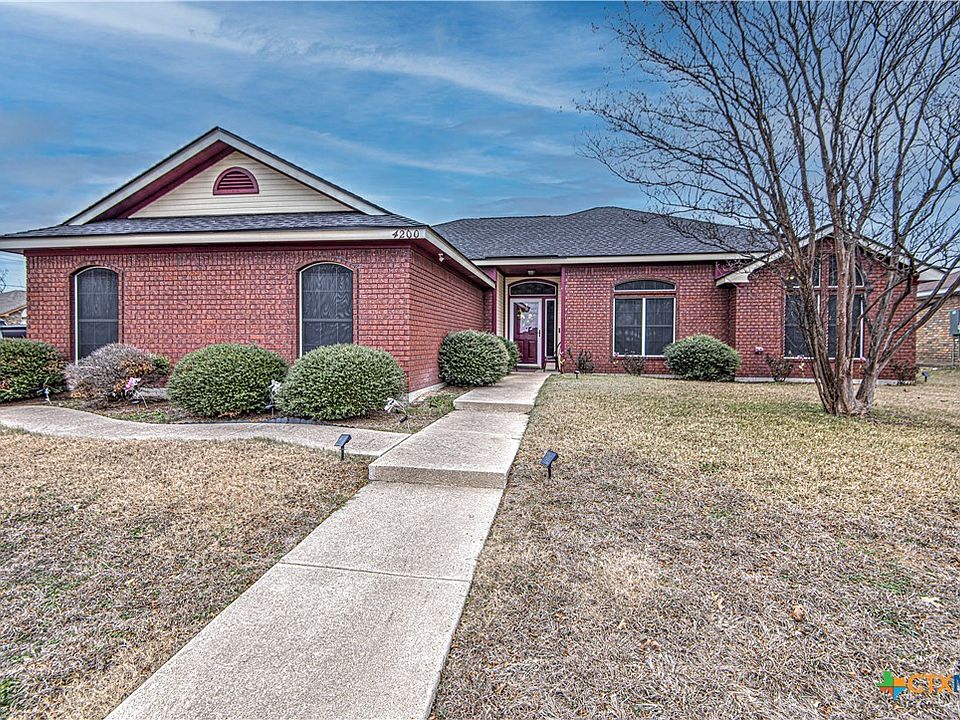 1st image of 4200 Maggie Dr