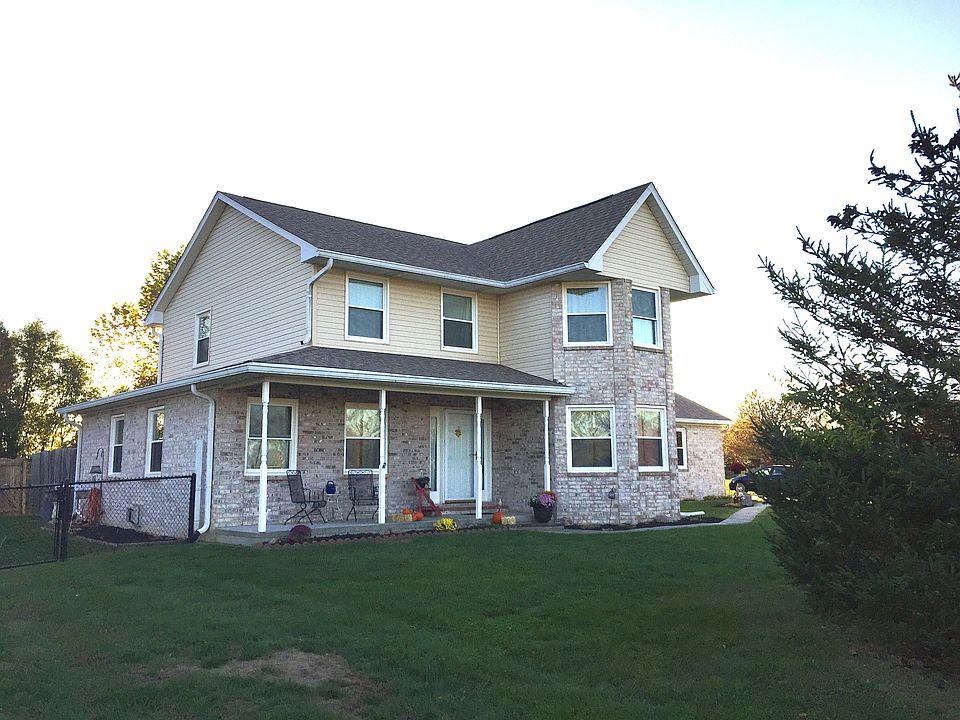 2nd image of 1855 W Plantation Row