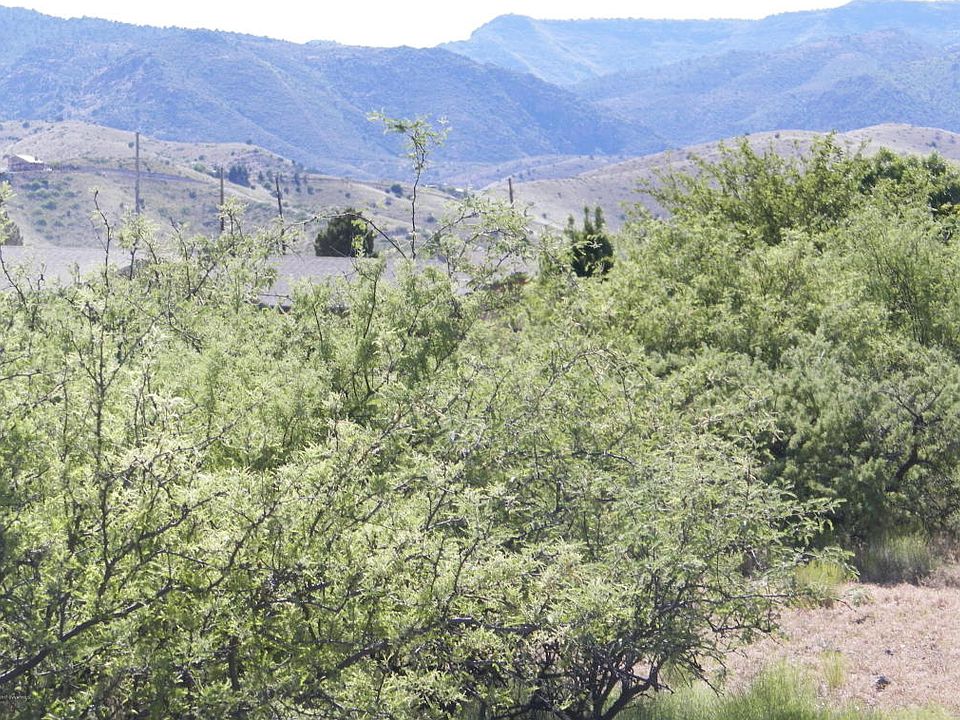 1st image of 2070 Crossroads Blvd