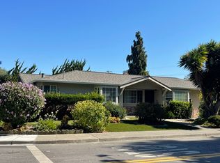 810 Greenview Dr, Mountain View, CA 94040