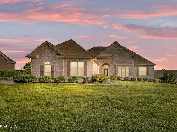 3824 Holly Berry Dr, Knoxville, TN 37938