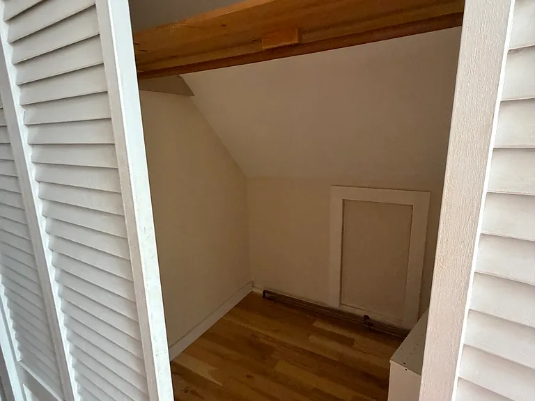 286 Front St — Photo 30