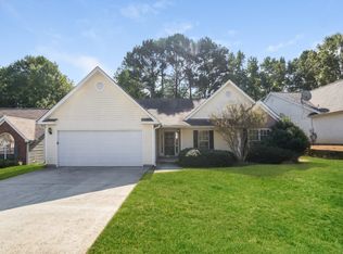 586 Suwanee East Dr, Lawrenceville, GA 30043