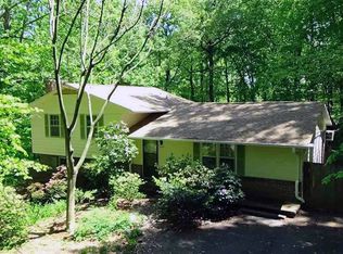 2414 Huntington Rd, Charlottesville, VA 22901