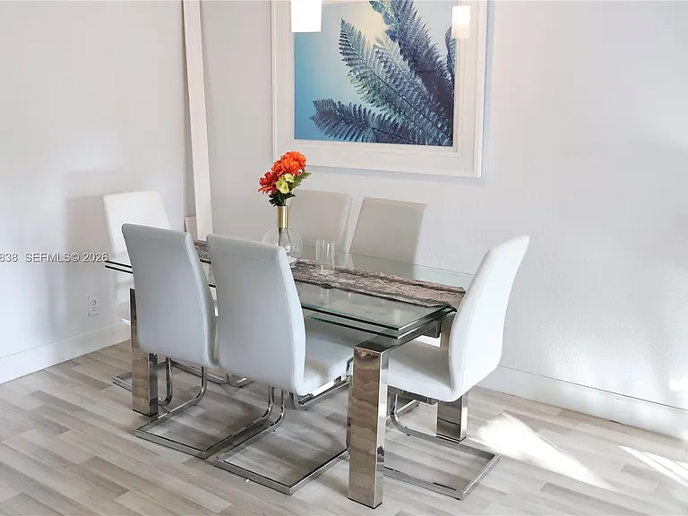 1315 Hampton Blvd #1315 — Photo 7