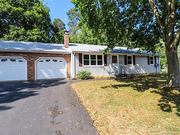 2nd image of 21 Kenwood Dr