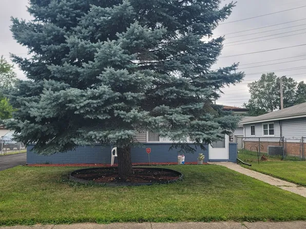 1290 Balmoral Ave, Calumet City, IL 60409