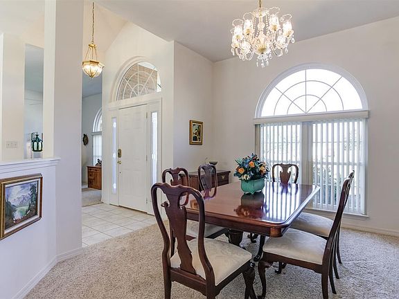 5th image of 2673 Hidden Creek Dr