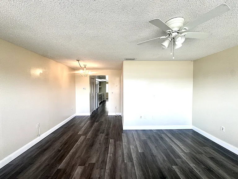 5060 76th Ave N #309 — Photo 20