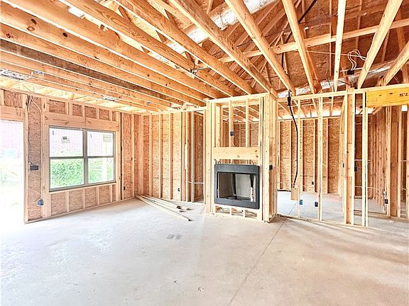 2nd image of 2205 Crane Ave