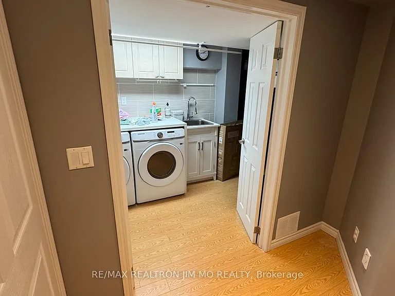 50 Reginald Cres #BASEMENT — Photo 17