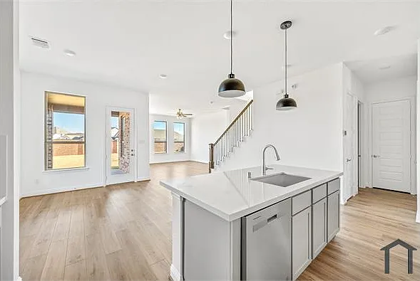 1938 Terra Rose Dr — Photo 10