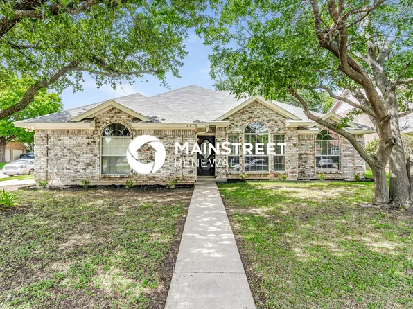 2878 Briar Hill Dr, Grand Prairie, TX 75052