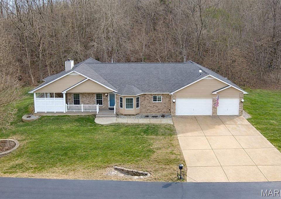 1st image of 4038 Hidden Meadows Dr
