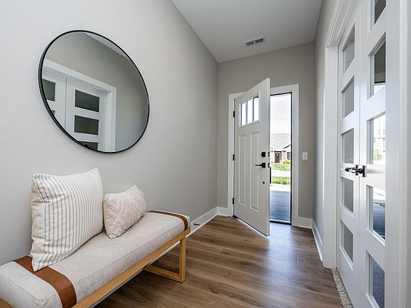 4th image of 3635 Katherine Ln #42