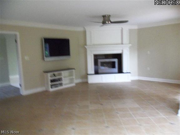 4th image of 333 N Portage Path Unit 21