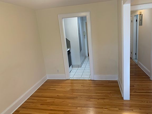 4th image of 21-56 28th St #2