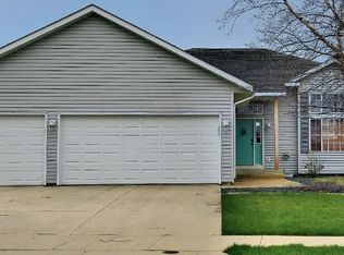 4804 Savannah Dr NW, Rochester, MN 55901