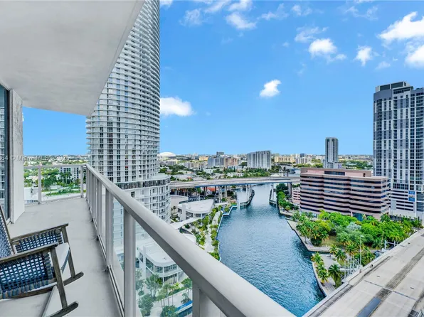 185 SW 7th St APT 1901, Miami, FL 33130