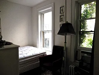 Rented by Aimee Grodanz, LREB