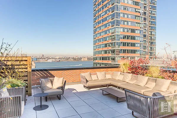 Sold by Halstead Real Estate | media 14